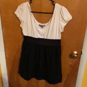 Black/white Forever 21 Dress